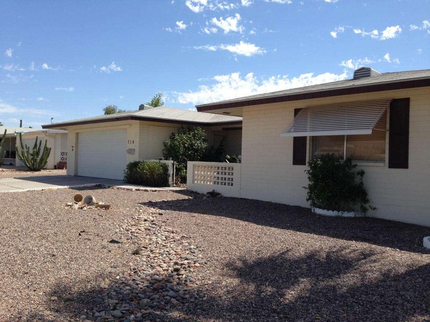 719 N 55th Place, Mesa, AZ 85205 - photo 1