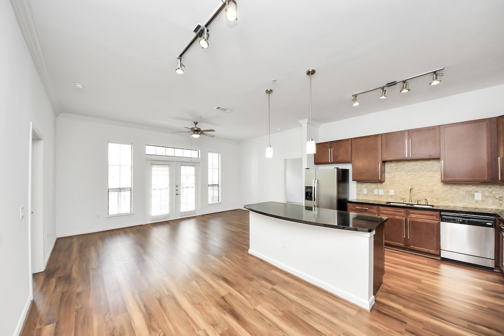 6363 San Felipe St unit 464, Houston, TX 77057 - photo 1