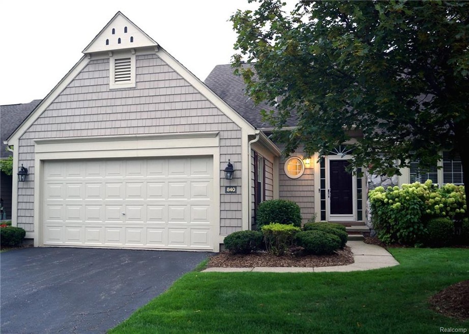 Welcome to 840 Edgemont!