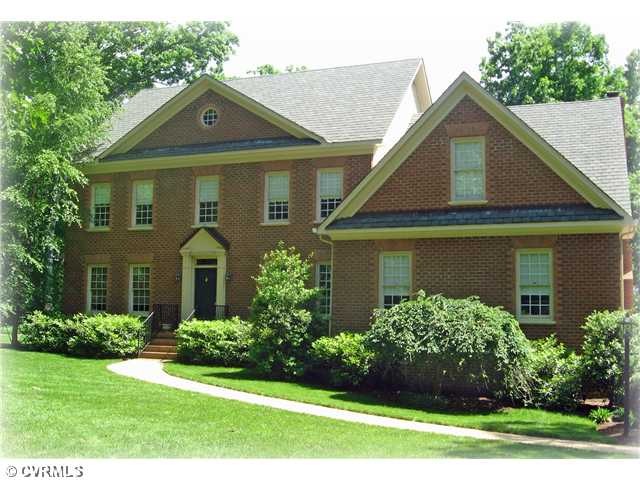 Exterior Front - Gorgeous Exterior of This Stately