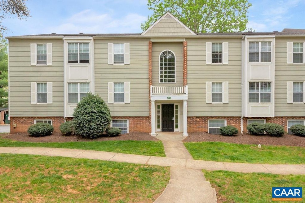 1358 Villa Way unit A, Charlottesville, VA 22903 - photo 1