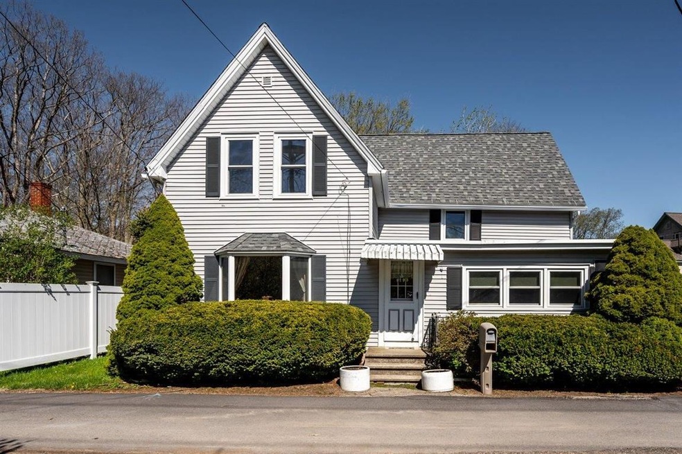 1 Tuttle Ct, Rochester, NH 03839 - photo 1