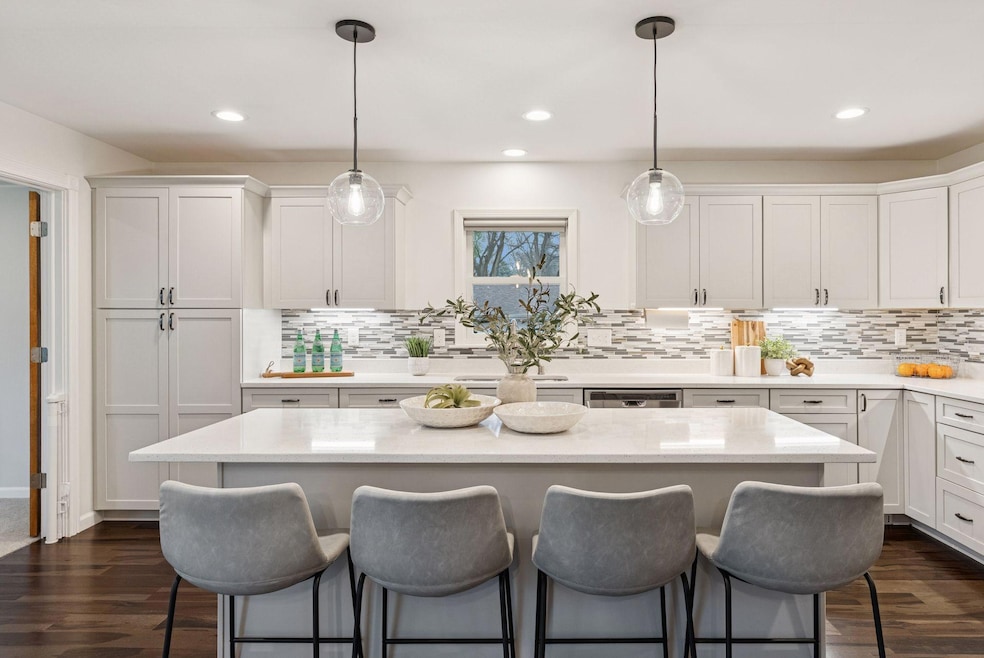 7560 Superior Terrace, Eden Prairie, MN 55344 - photo 1