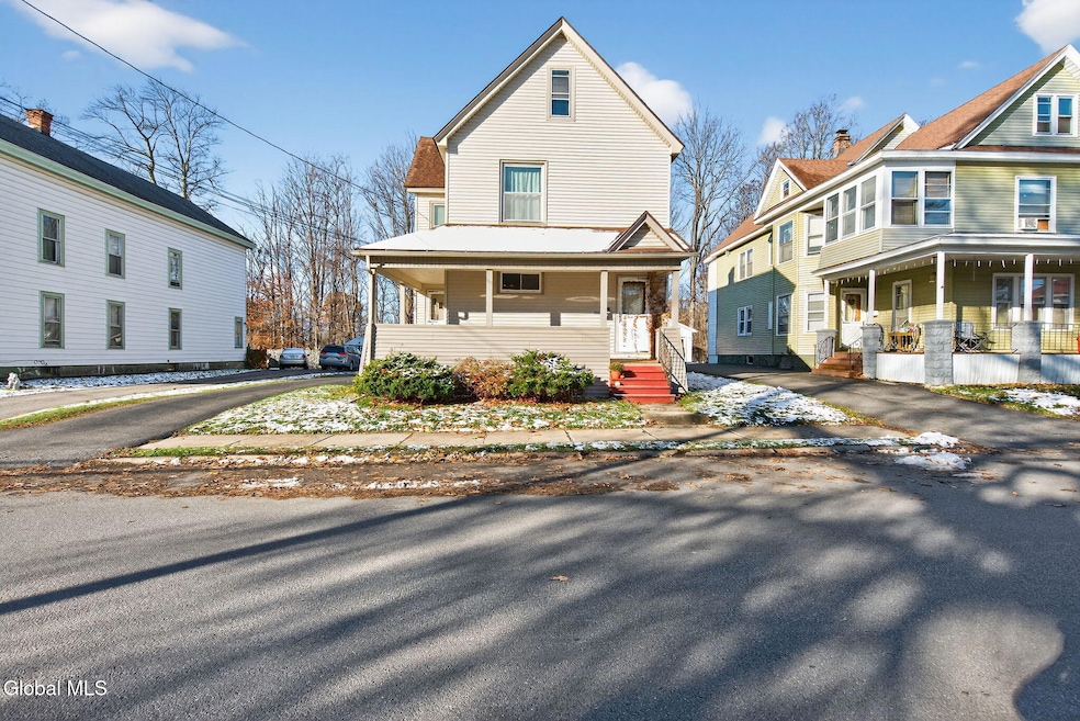 386-388 Locust Ave, Amsterdam, NY 12010 - photo 1