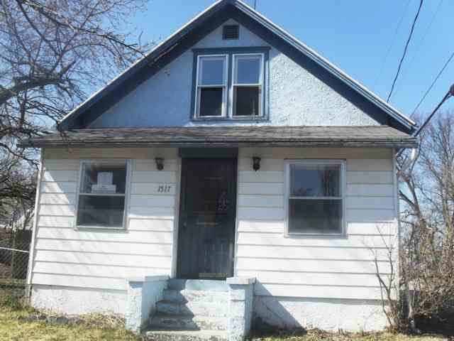 1517 Ashland Ave, Elkhart, IN 46516 - photo 1