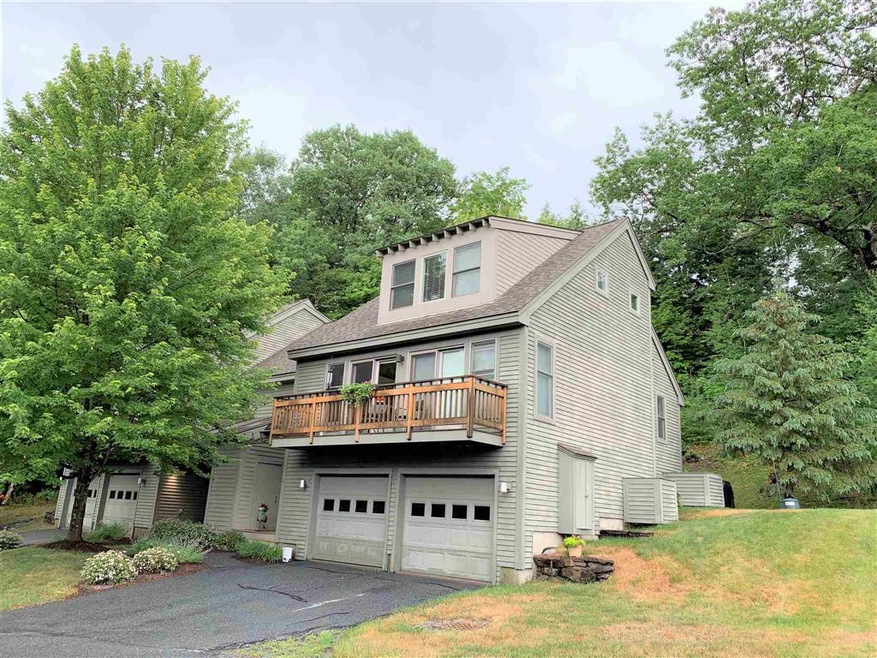 138 Granite Way unit 11B, Hartford, VT 05001 - photo 1