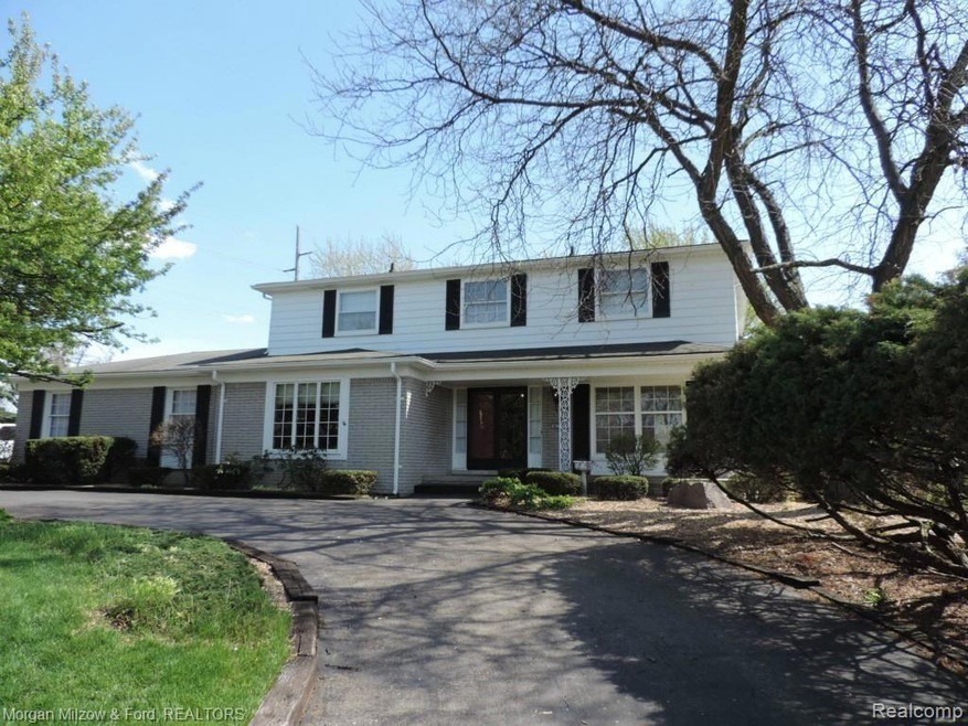 Classic front elevation