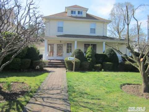 70 Elm Ave, Glen Cove, NY 11542 - photo 1