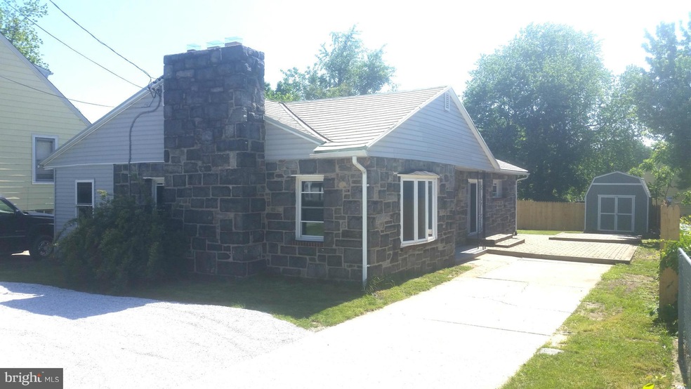 3811 Annapolis Rd, Halethorpe, MD 21227 - photo 1