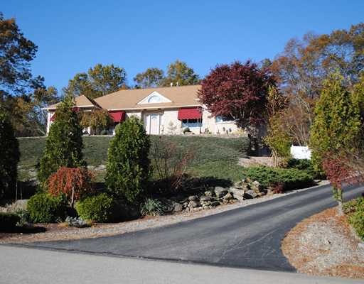 30 Mathew Dr, Johnston, RI 02919 - photo 1