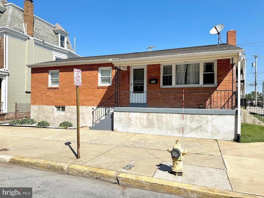 401 Franklin St, Reading, PA 19611 - photo 1