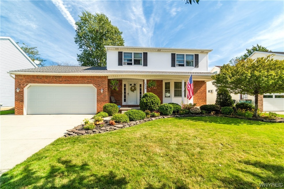 1219 Doebler Dr, North Tonawanda, NY 14120 - photo 1