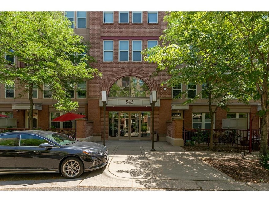 545-1st-St-APT-404-1