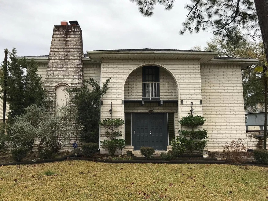 7610 Green Lawn Dr, Houston, TX 77088 - photo 1