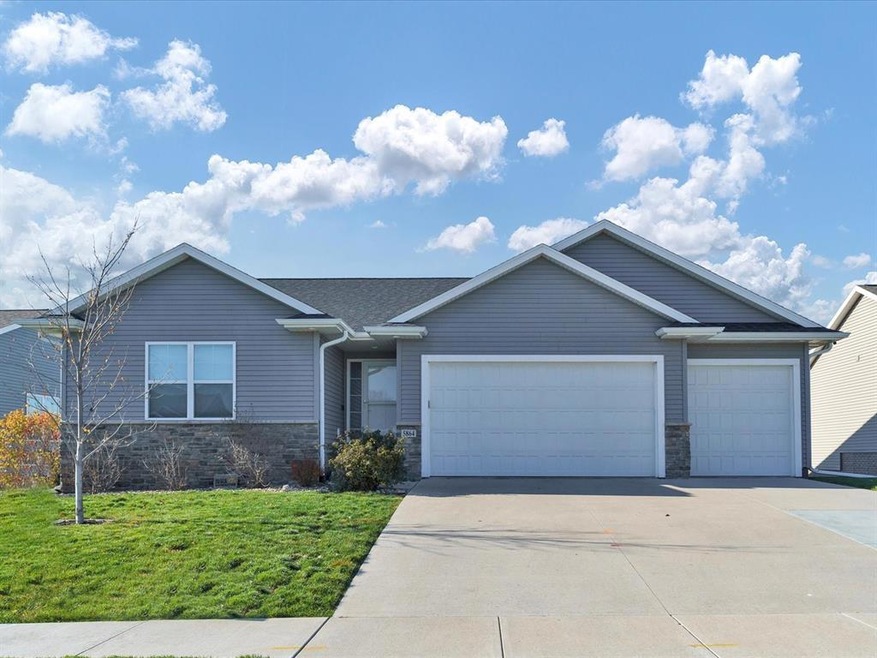 5864 Rock Ridge Dr, Marion, IA 52302 MLS 2307550