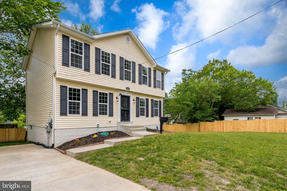 736 Larchmont Ave, Capitol Heights, MD 20743 - photo 1