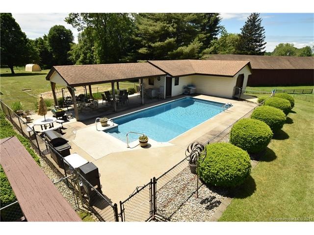 4 Charnley Rd, Enfield, CT 06082 - photo 1