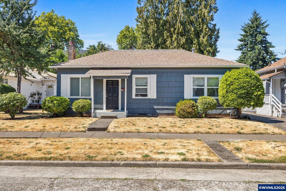 216 NW 13th St, Corvallis, OR 97330 - photo 1