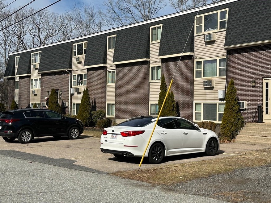67 Elizabeth St unit 11, Attleboro, MA 02703 - photo 1