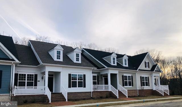 306 Buckeye Cir, La Plata, MD 20646 - photo 1