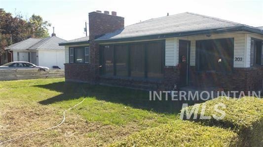 203 E Colorado Ave, Nampa, ID 83686 - photo 1