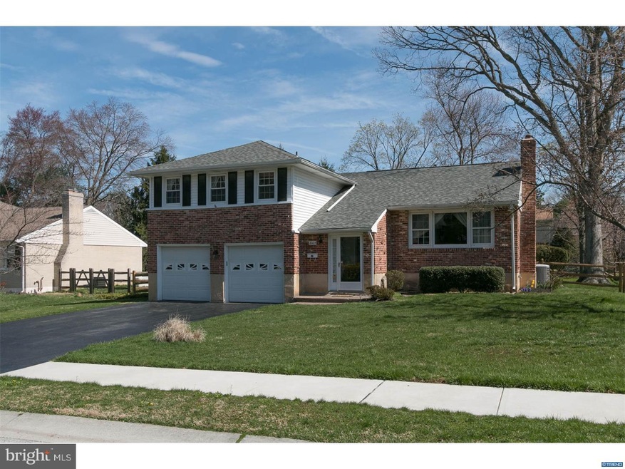 2405 Larchwood Rd, Wilmington, DE 19810 - photo 1