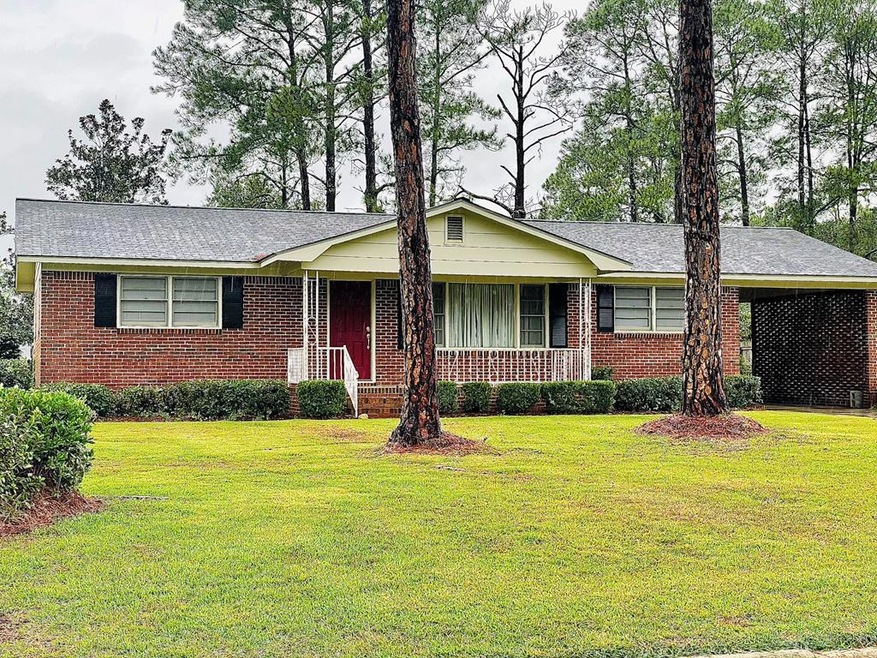 2208 Prince Ave, Tifton, GA 31794 - photo 1