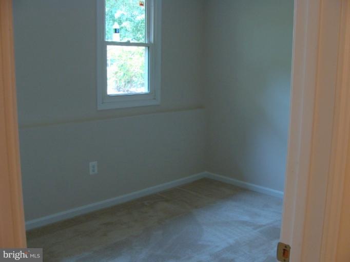 618 Falmouth Ct, Sykesville, MD 21784 - photo 1