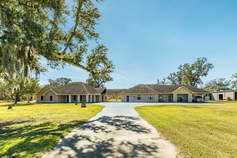 9382 County Road 628, Brazoria, TX 77422 - photo 1