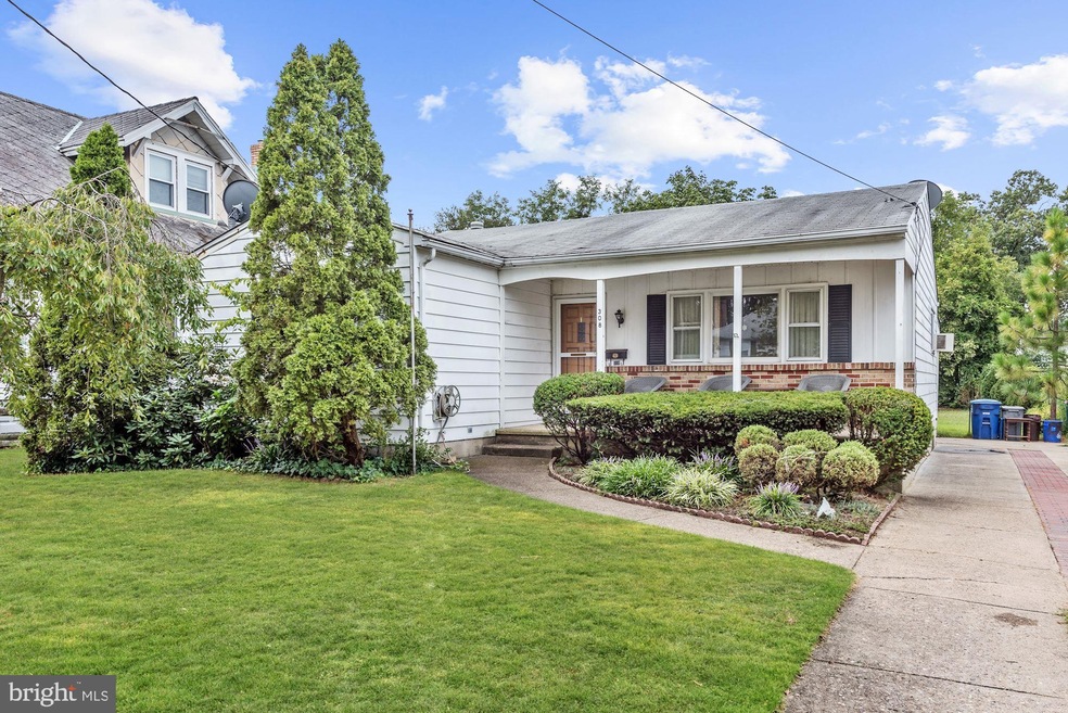 308 Lippincott Ave, Riverside, NJ 08075 - photo 1