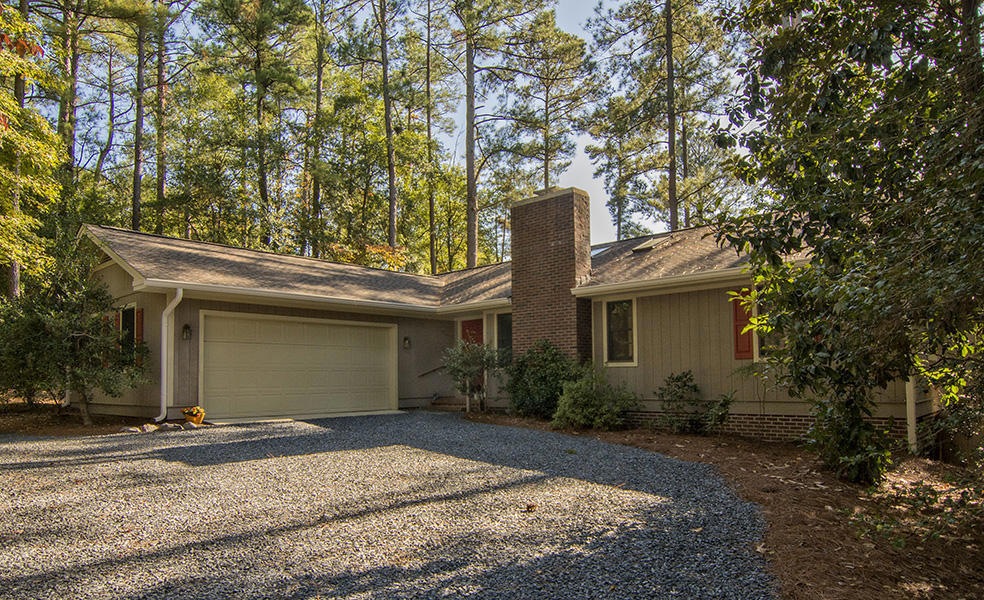 1. front of house_6808