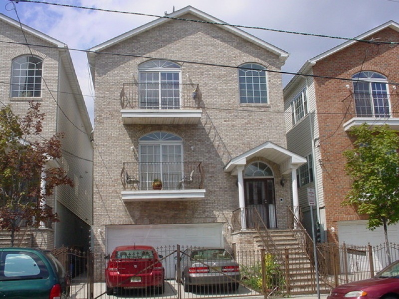 126 2nd St, Newark, NJ 07107 - photo 1