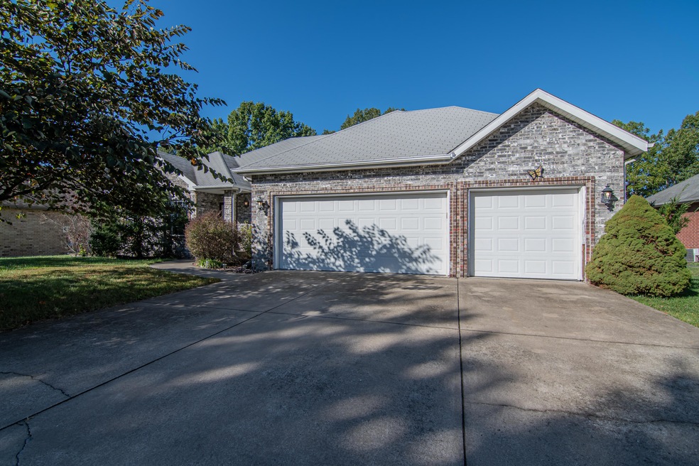 509ChapelHillCtNixa-1Exteriors(2)