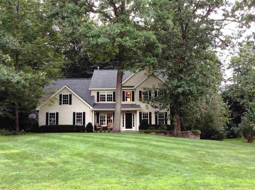 72 Cobble Hill Dr, Gansevoort, NY 12831 - photo 1