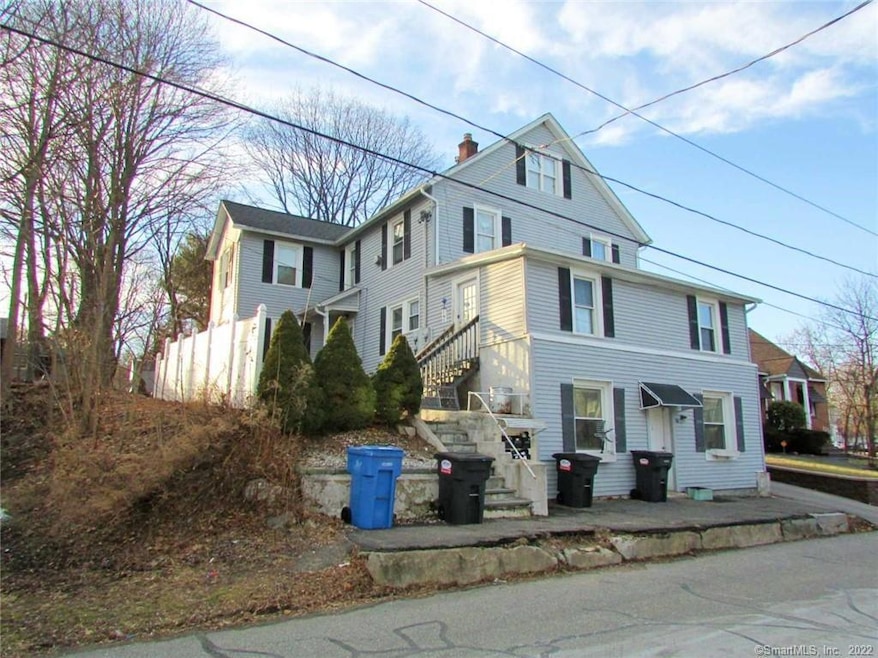 For Rent $1,050/month