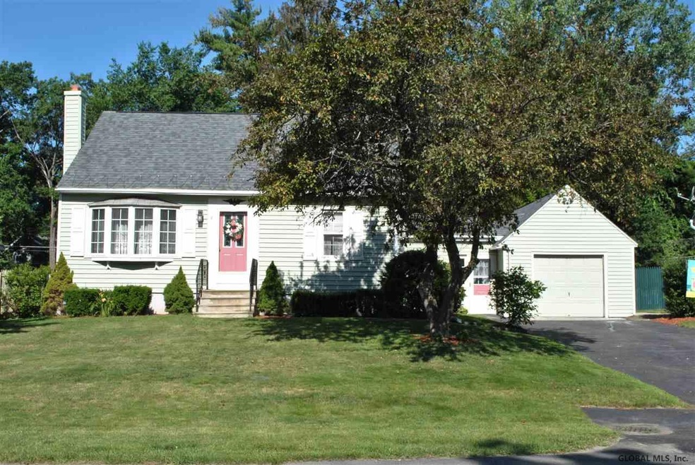 8 Swayze Dr, Latham, NY 12110 - photo 1