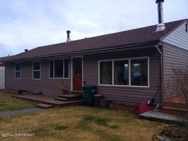 516 Hillside Dr, Kodiak, AK 99615 - photo 1