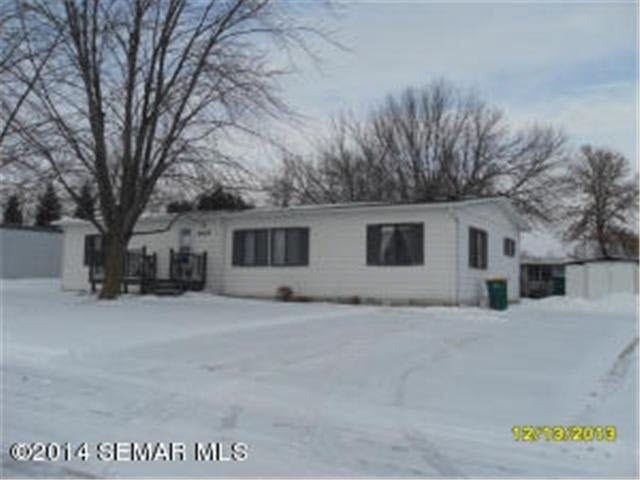 1007 E 18th St, Albert Lea, MN 56007 - photo 1