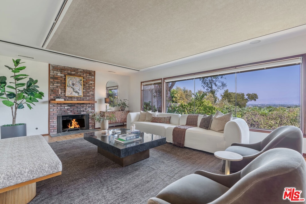 Sold $1,700,000 • Co-Listing Agent