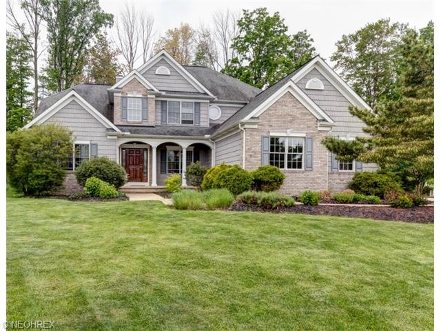 Welcome to this 20570 Nobhill!  This former model by Kay Homes is a beauty and is located in the prestigious Hermitage Bluffs neighborhood.