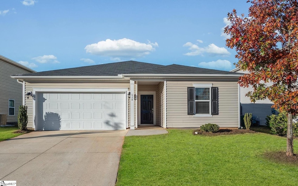 628 Grays Creek Rd, Spartanburg, SC 29303 - photo 1