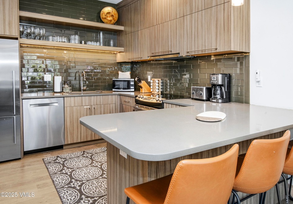 4192-Spruce-Way-109_12