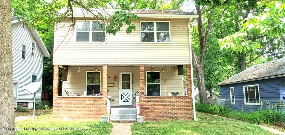 1227 Bement St - Front Photo