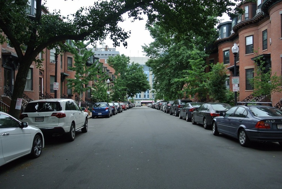 83 E Brookline St unit 1, Boston, MA 02118 - photo 1
