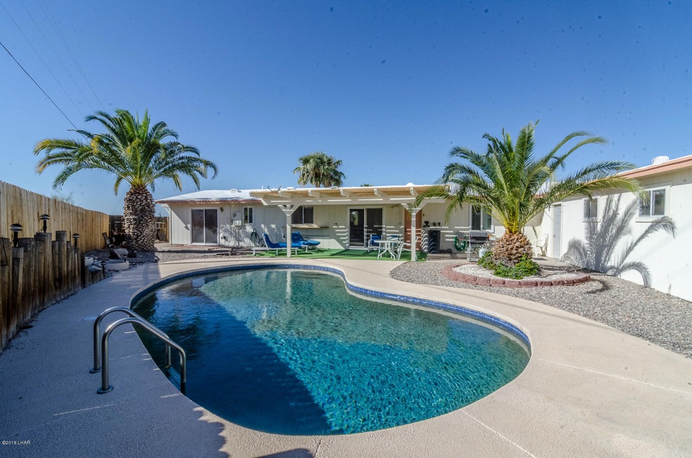 Macy-3630 ElDoradoAveN-1.5