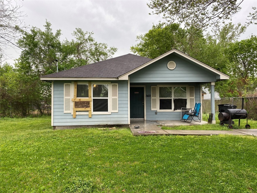 3422 Melbourne St, Houston, TX 77026 - photo 1