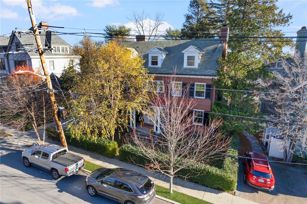 201 Arlington Ave, Providence, RI 02906 - photo 1
