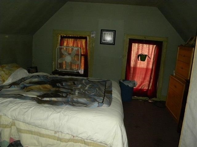 24 Meadow St, Claremont, NH 03743 - photo 1