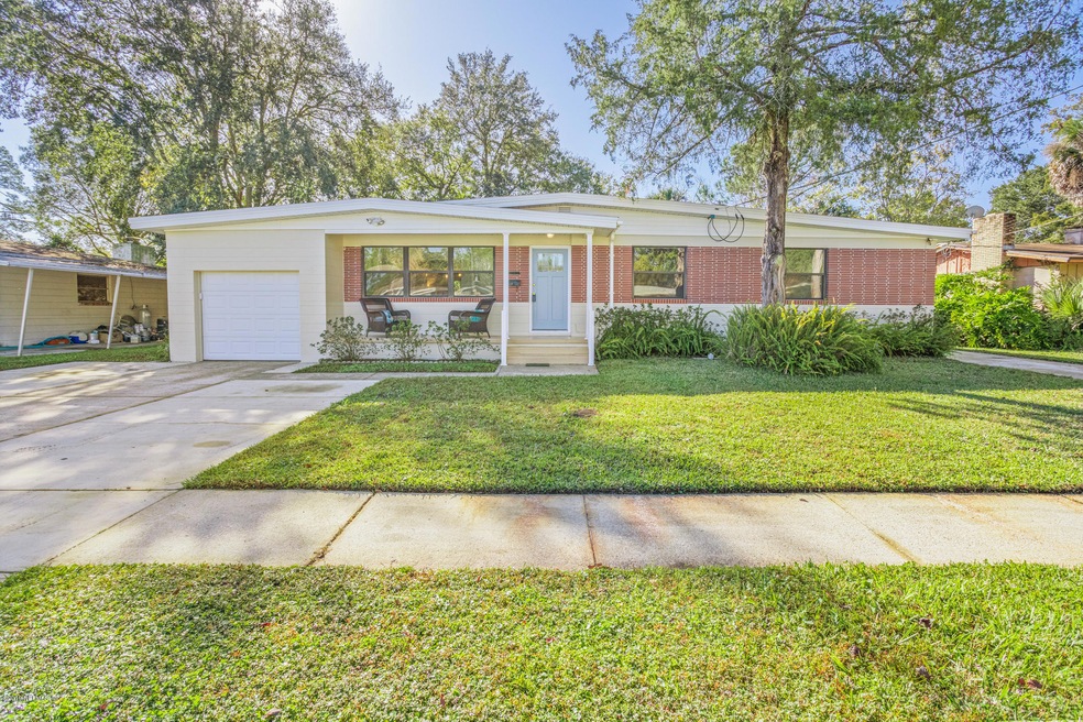 6136 Vasari Dr, Jacksonville, FL 32216 - photo 1