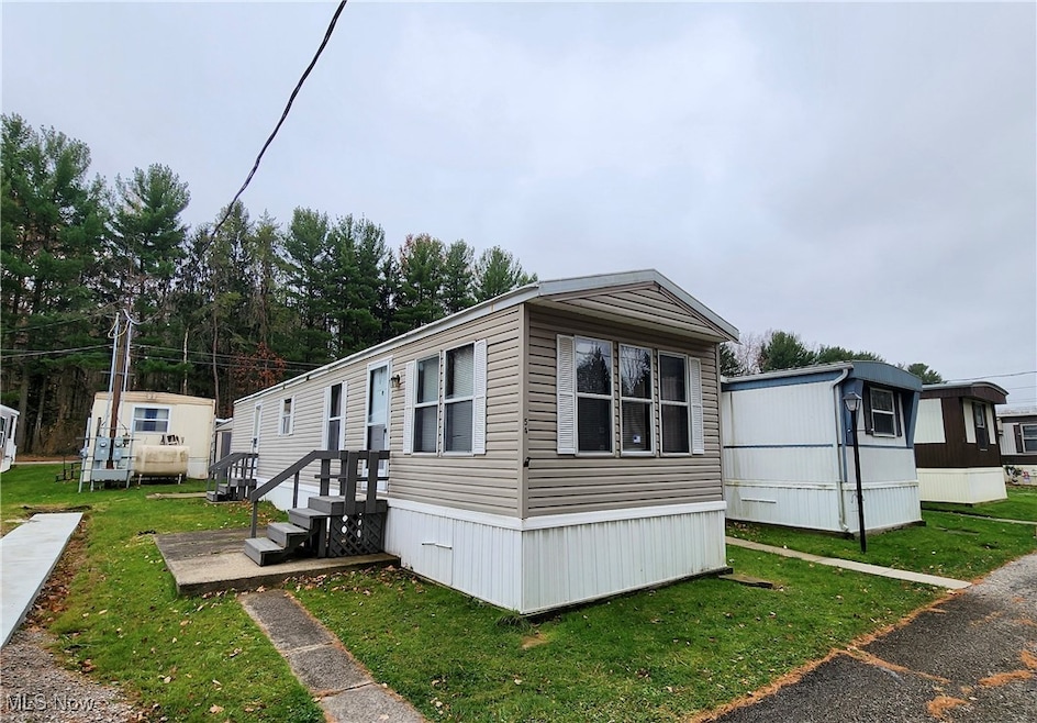 9735 Chillicothe Rd unit 54, Kirtland, OH 44094 - photo 1